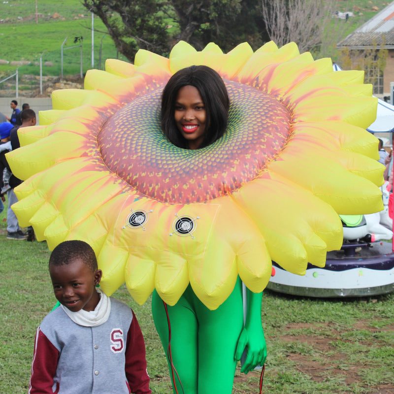 INFLATABLE SUNFLOWERS – INFLATABLE SUNFLOWERS entertainment hire, South Africa