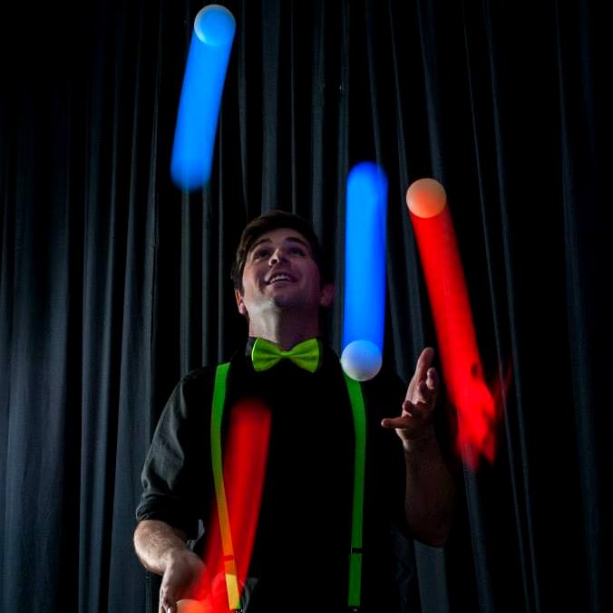 LED JUGGLERS – LED JUGGLERS entertainment hire, South Africa