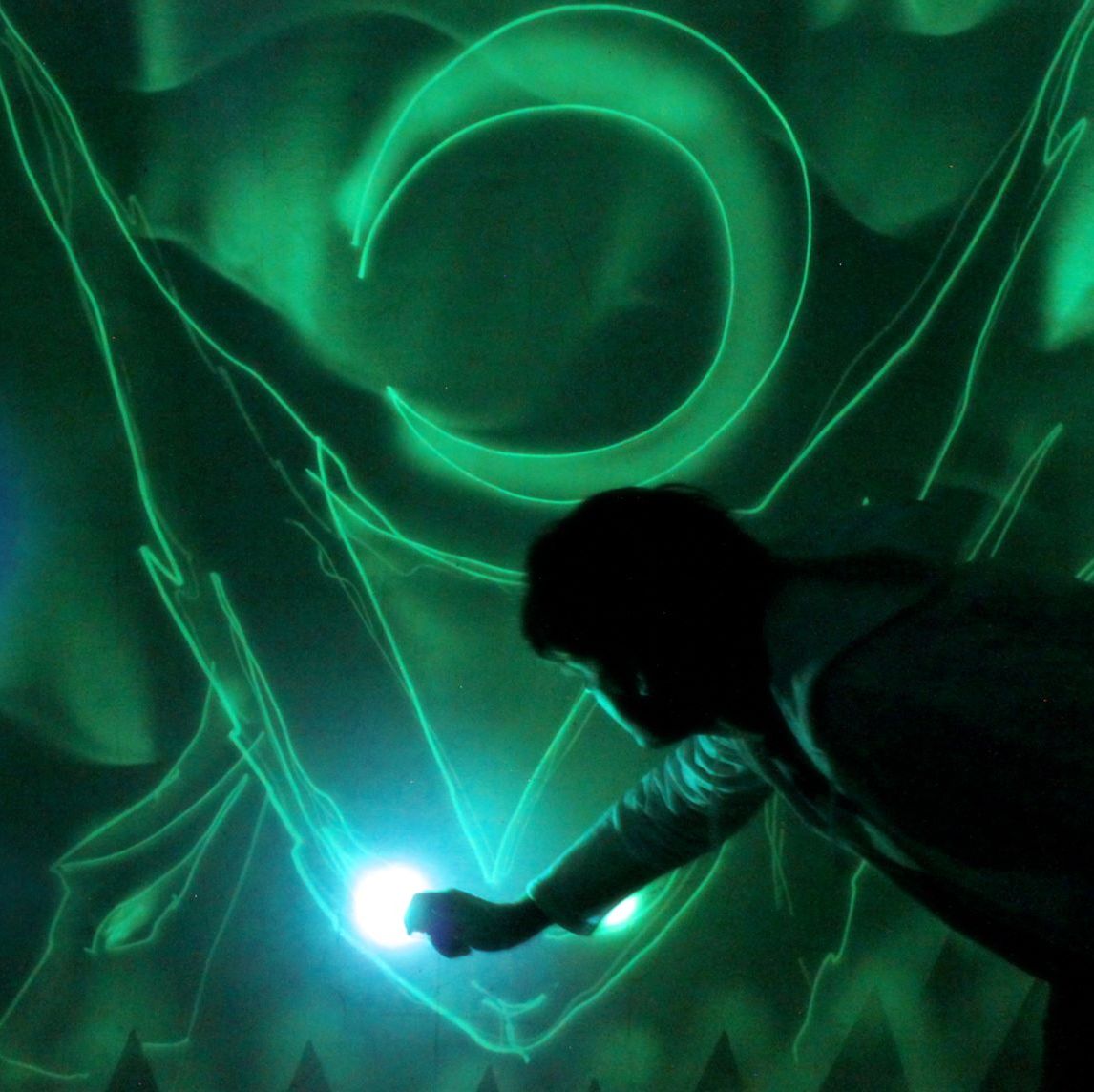 LUMO LASER GRAFFITI – LUMO LASER GRAFFITI entertainment hire, South Africa