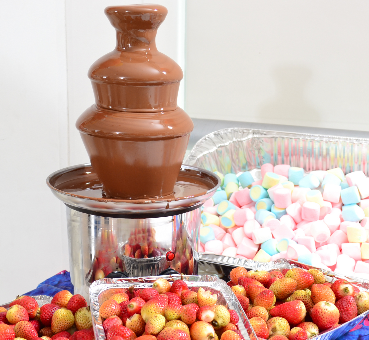 CHOCOLATE FOUNTAINS – CHOCOLATE FOUNTAINS entertainment hire, South Africa