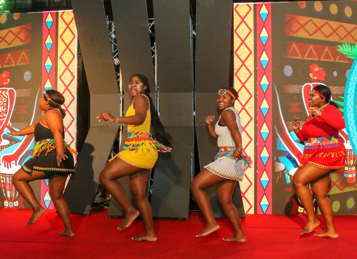 ZULU DANCERS