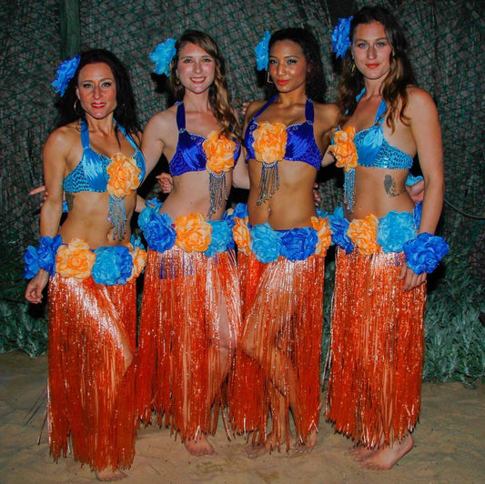 HULA HULA DANCERS