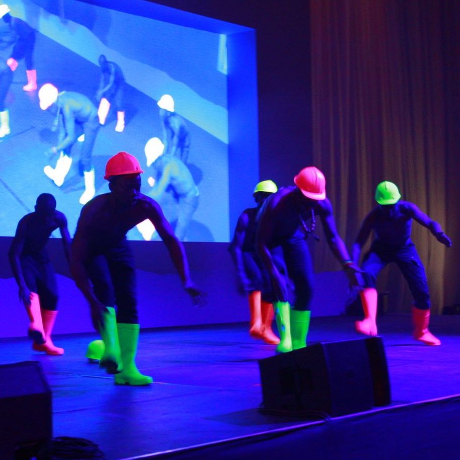 UV GUMBOOT DANCERS